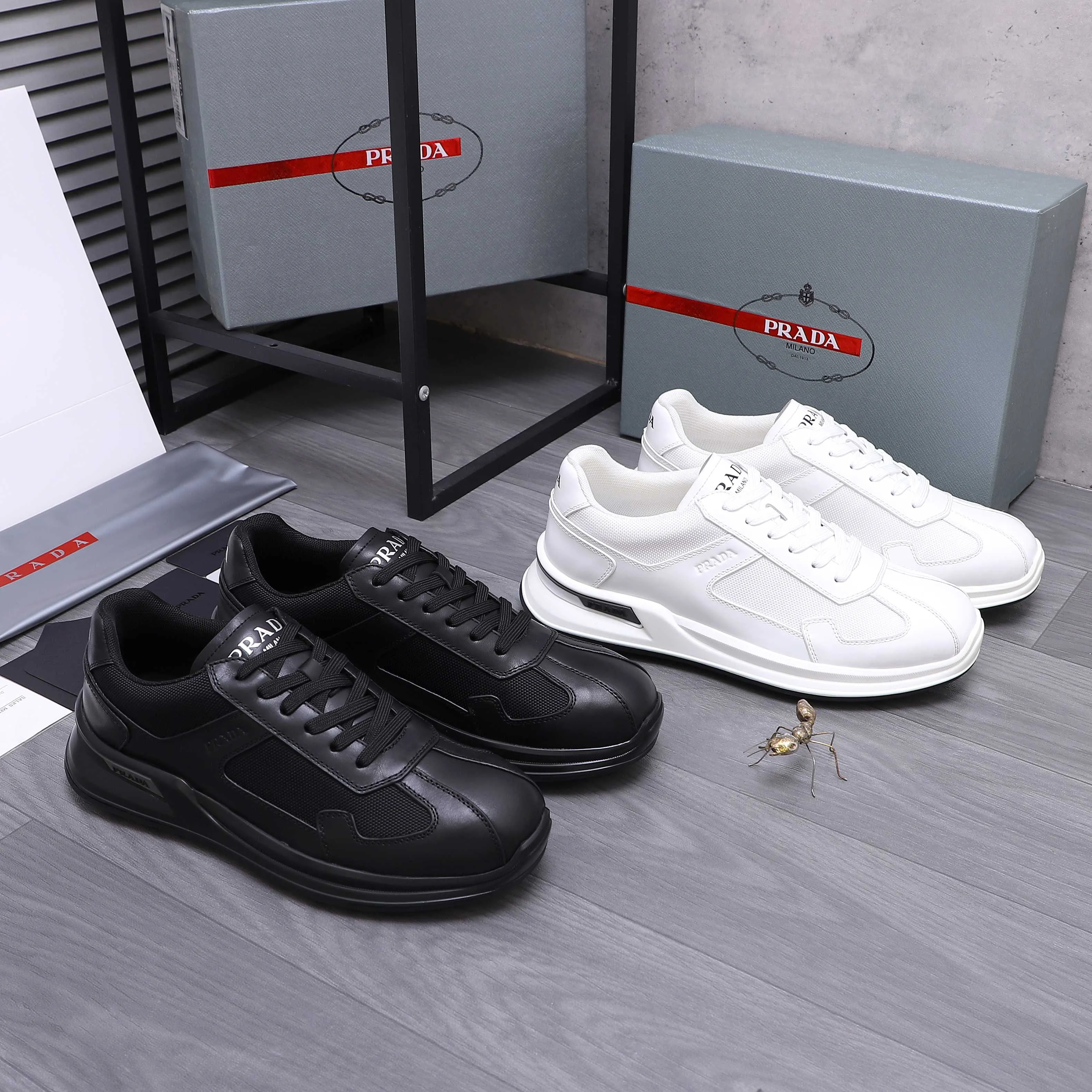 Men's shoes 💰p620 Product trademark: Men's shoes 💰pRADA [Prada] casual shoes, regular size. Size: 38-45 Product materials: selected high-quality cowhide stitching mesh upper mesh lining cowhide insole original rubber outsole
